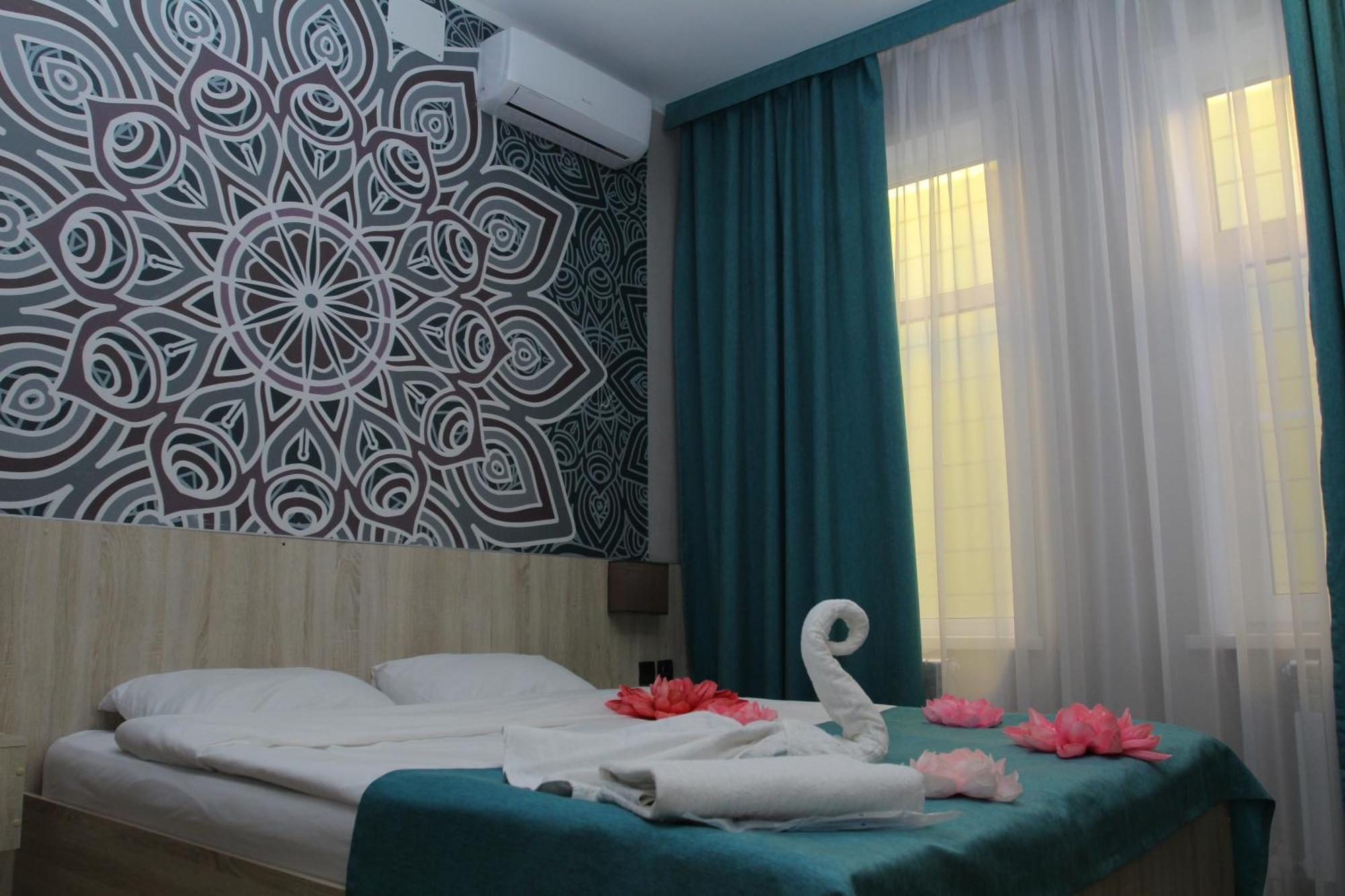 Altyn Shatyr Hotel And Restaurant Aksay Exterior photo