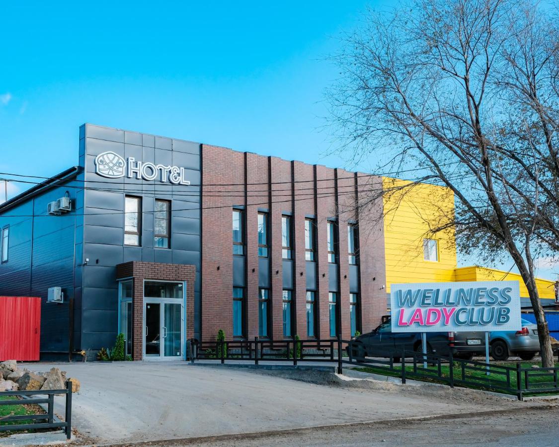 Altyn Shatyr Hotel And Restaurant Aksay Exterior photo